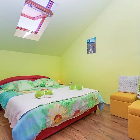 بيت ضيافة Cosmopolitan House دوبروفينك